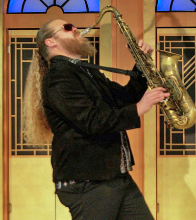 Barry Rapp as Robyn Robbins